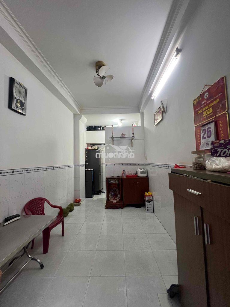💥Gấp bán nhà nhỉnh 2 tỷ-ngay đầm sen-2 tầng-xây kiên cố như mới