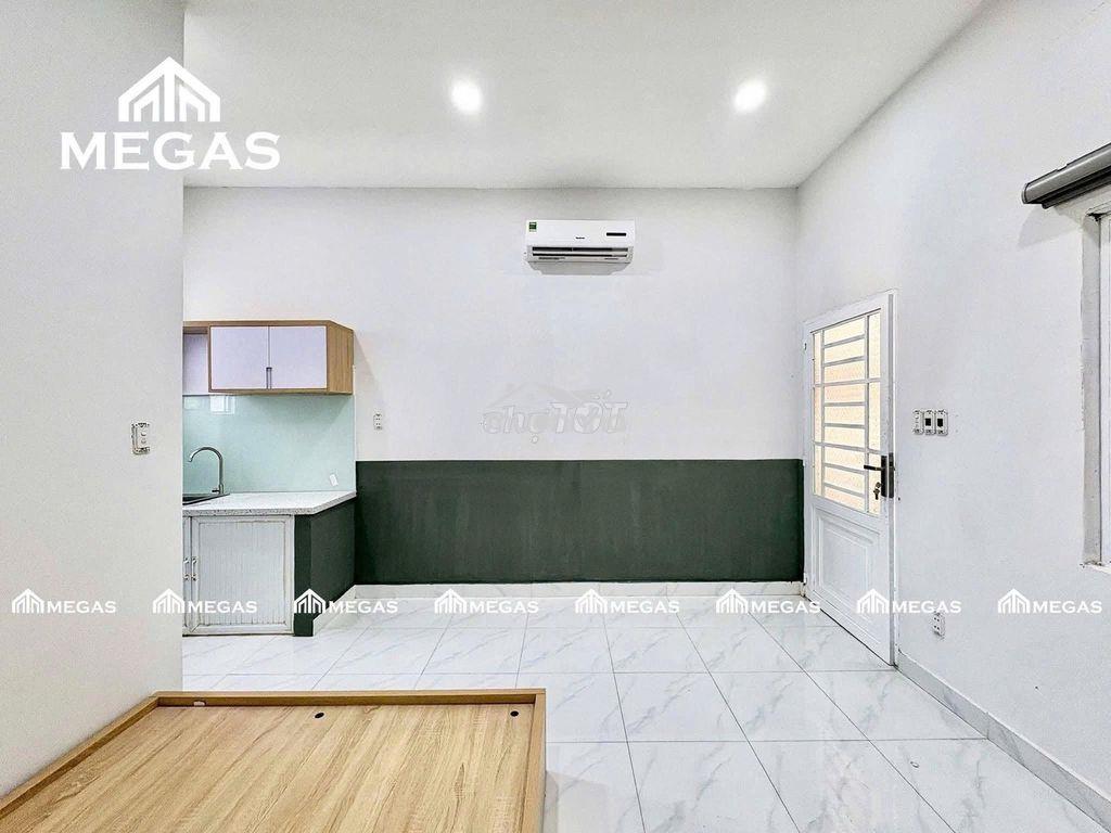 Ngay ufm, kcx tân thuận - phòng thoáng full nội thất - 2