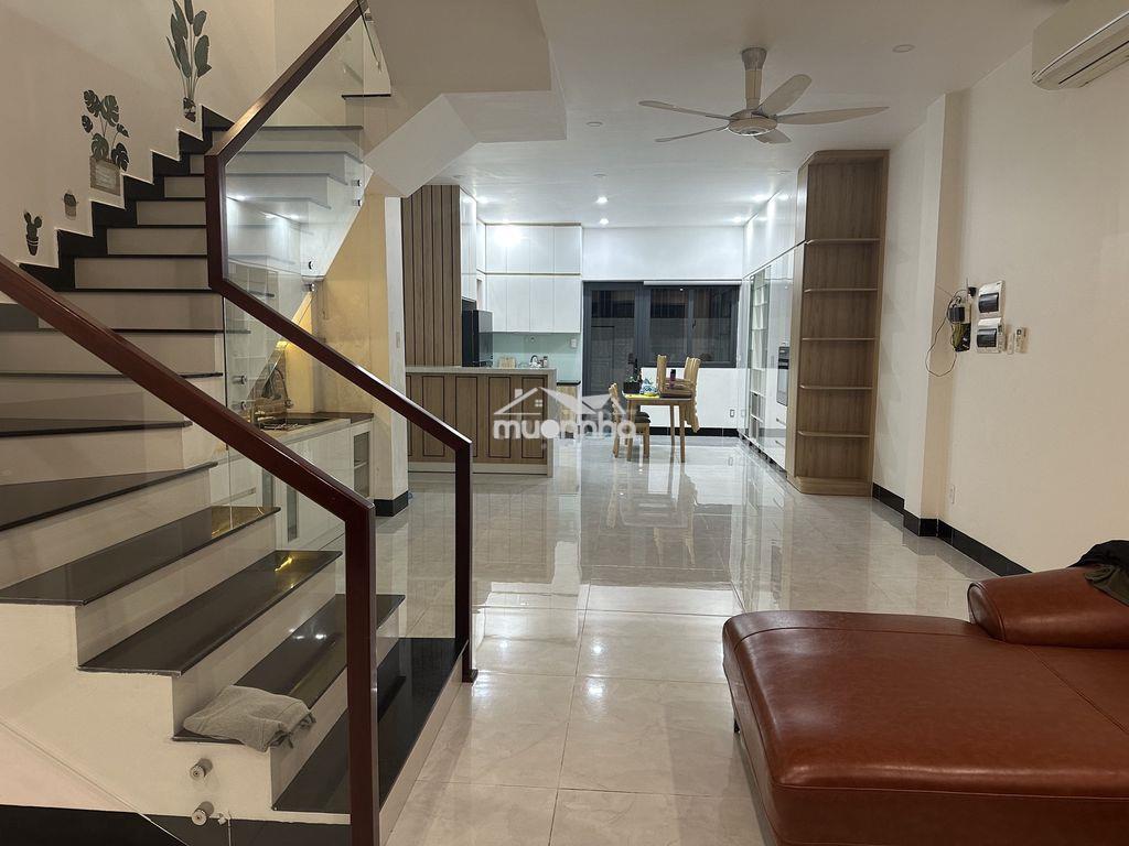 Cho thuê nhà 3 tầng - 3pn - 4wc - 2