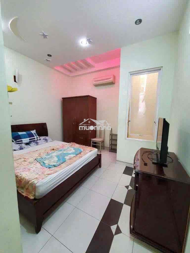 Cho thuê nc hẻm113/t.q.diệu q3 5t 5p 5wc 22triệu