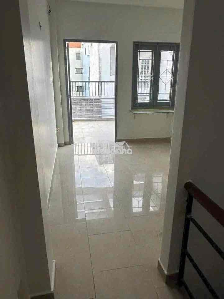 Cho thuê 3pn 2wc ngô gia tự q10 chỉ 11 triệu/tháng