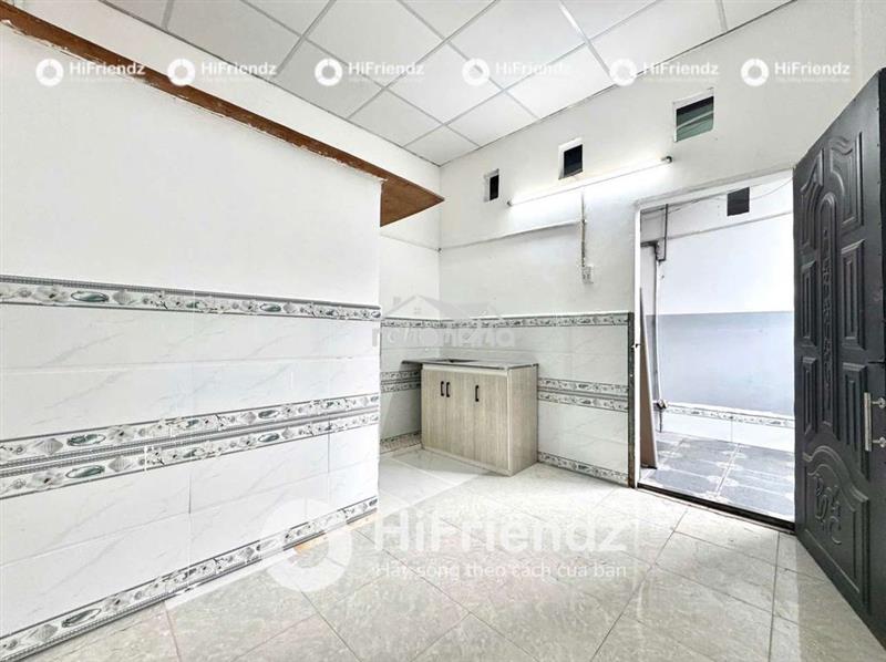 Phòng studio giá rẻ - ngay bốn xã - nhận pet - đậu xe điện -hỗ trợ cọc