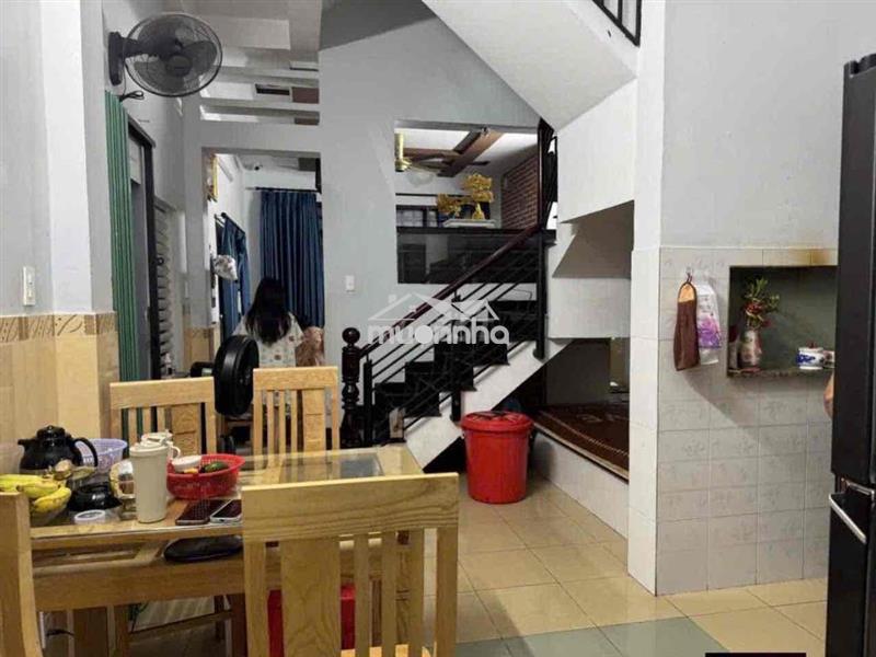 Đại hạ giá chủ giảm cả tỷ nhà đẹp 3 mt 3tầng ngay trung tâm trường thọ
