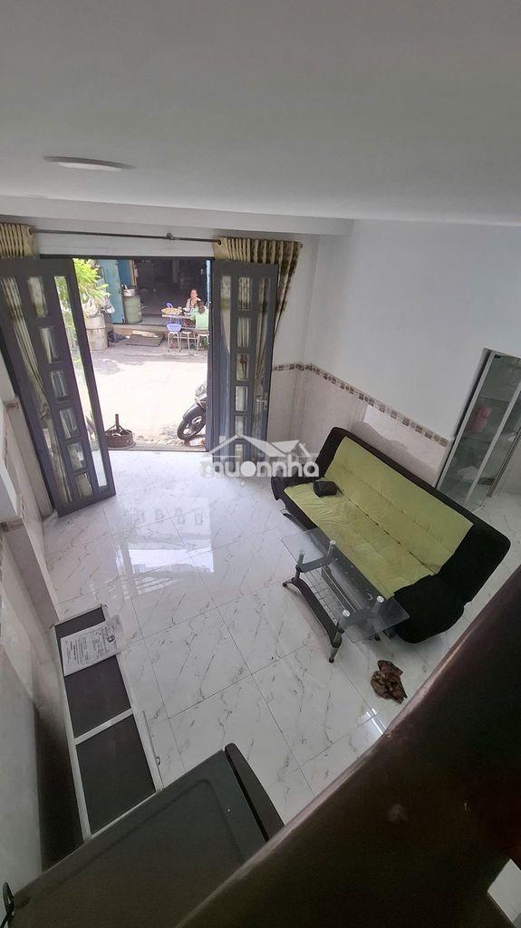 Hẻm xe tải tránh sát đặng minh trứ, tân bình, 30m2, 2pn chỉ 4 tỷ nhỉnh