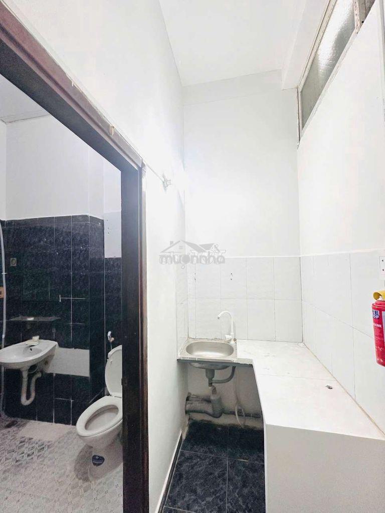 Phòng trọ giá rẻ đường thích quảng đức - 4