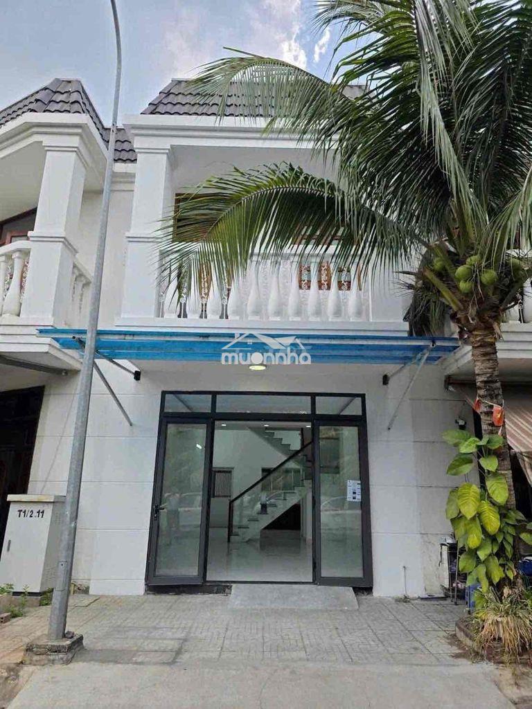 Cho thuê nhà trệt lầu kdc gần chợ đông hoà