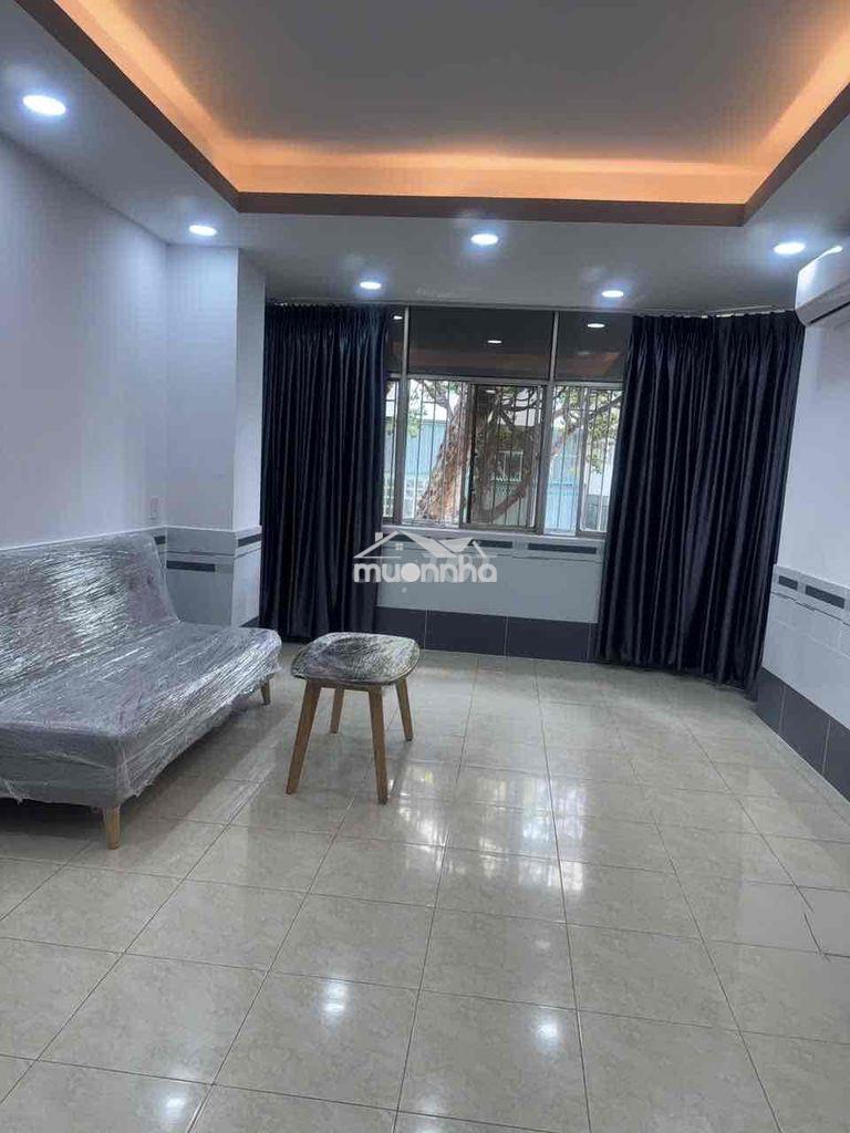 Bán chung cư lầu 4,ngay mặt tiền đường nguyễn tri phương