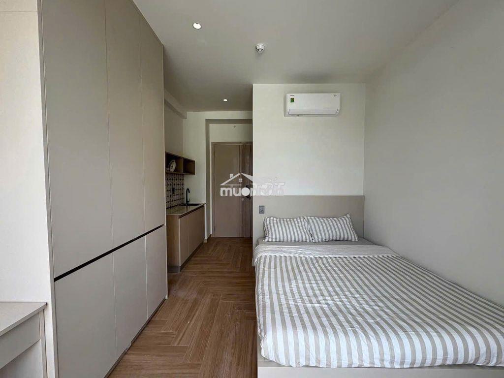 Phòng stuido bancon thang máy full nội thất ngay làng đại quốc gia 6x - 3