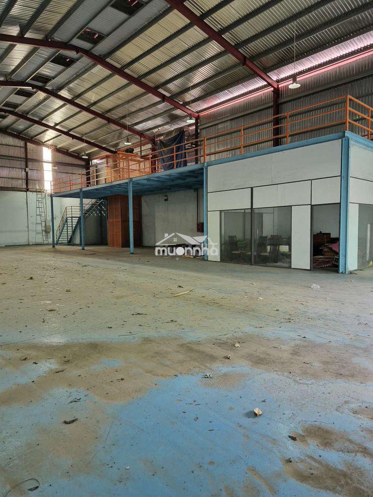 Cho thuê nhà xưởng 1350m2 giá thuê 65 triệu/tháng - 2