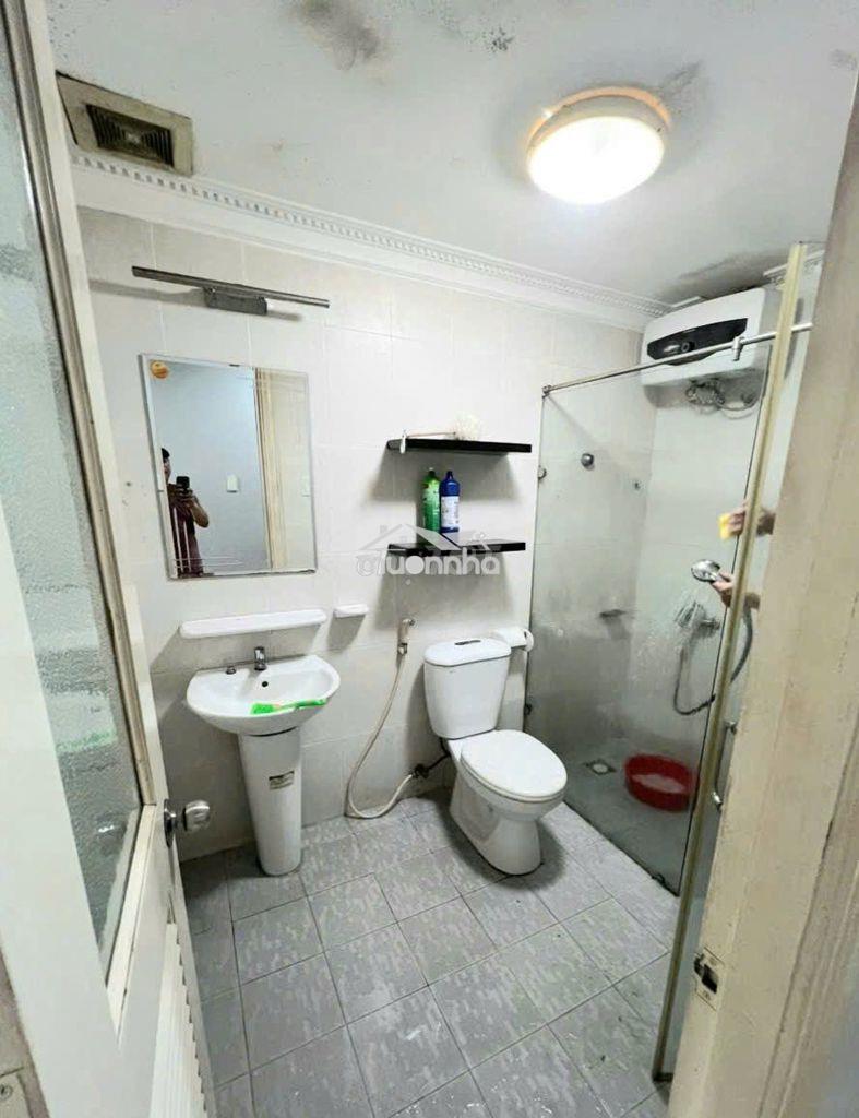 Cần cho thuê ch copac square , q4 dt 90 m2, 2n, 2wc giá: 15 tr - 4