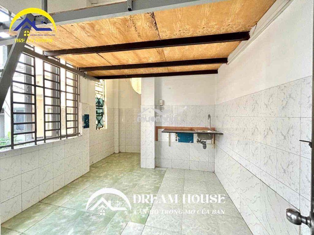 Trống sẵn phòng duplex gác cao 1m8 ngay aeon tân phú - 3