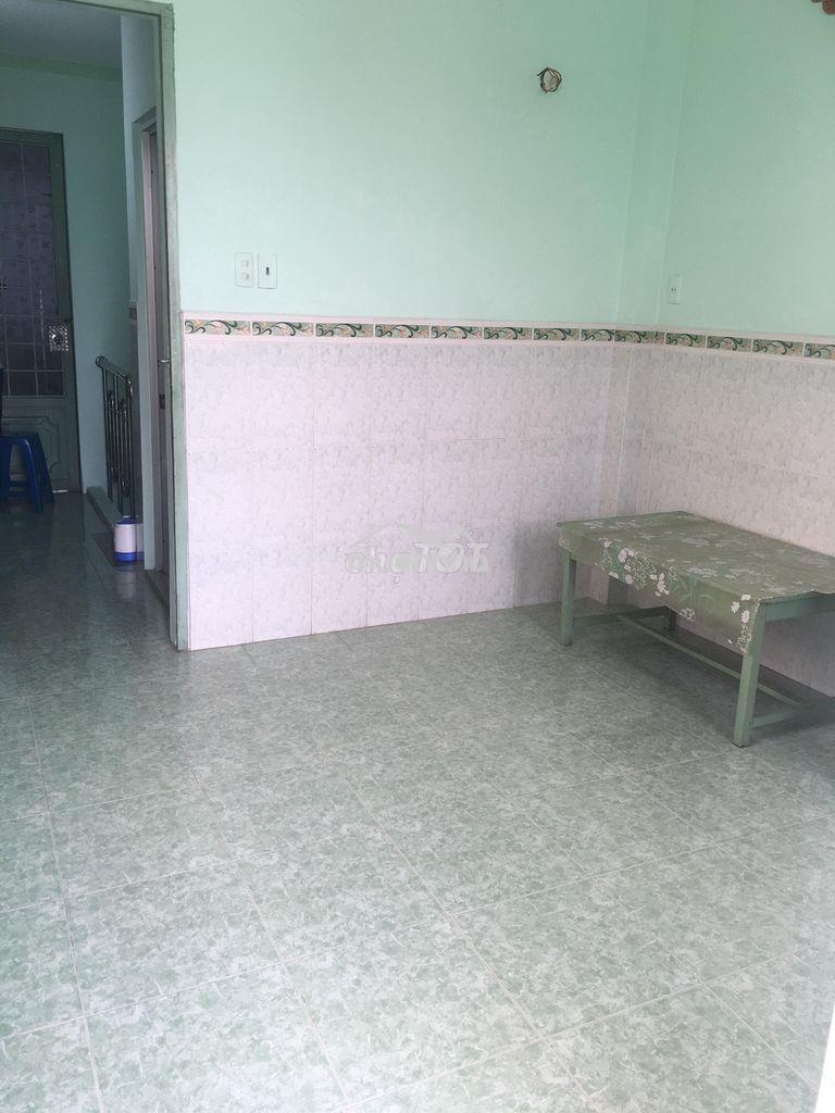 Phòng sạch sẽ thoáng mát q6 - 3