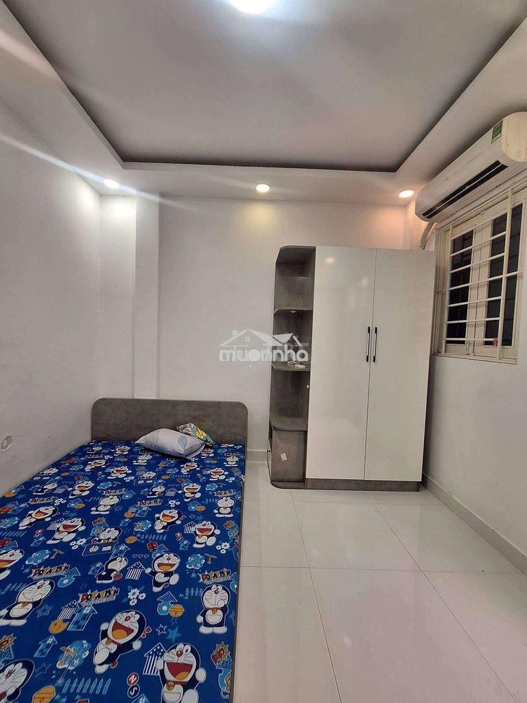 🏠🏠 Cho thuê nhà hẻm 4m đường trần bình trọng, p1, q5
💢 - 4