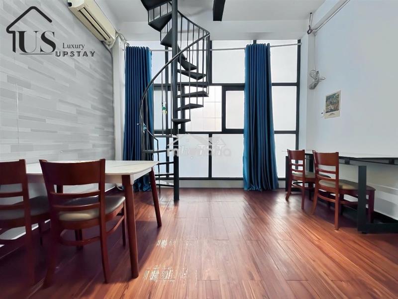 Cho thuê căn duplex 70m2 , ngay toà nhà viettel cmt8, view công viên