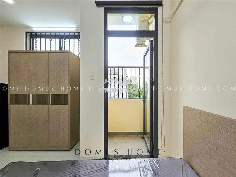 Studio bancon đủ nội thất