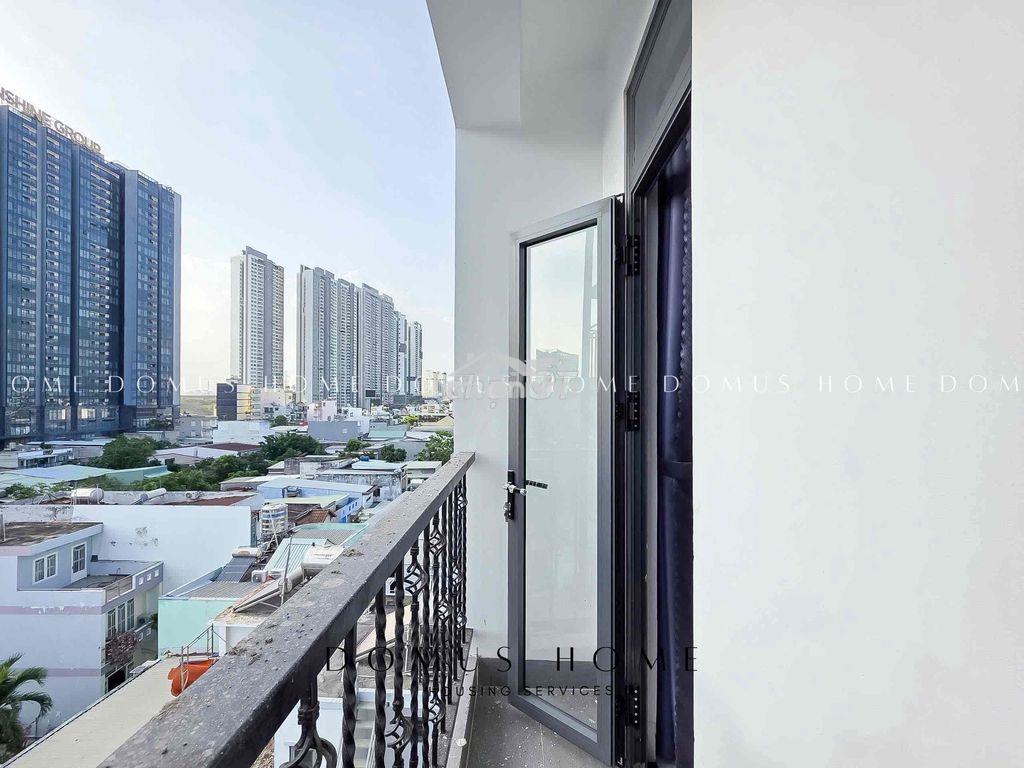 Studio bancon lớn - new 100% - 2