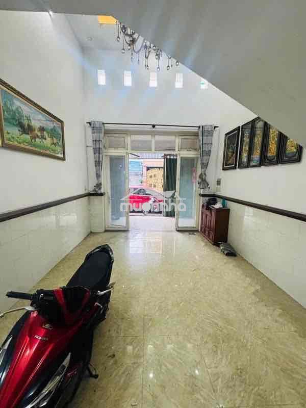 Shr , 40m2 4 tầng chỉ 2ty4 cuối hl2 hẻm 10m thông