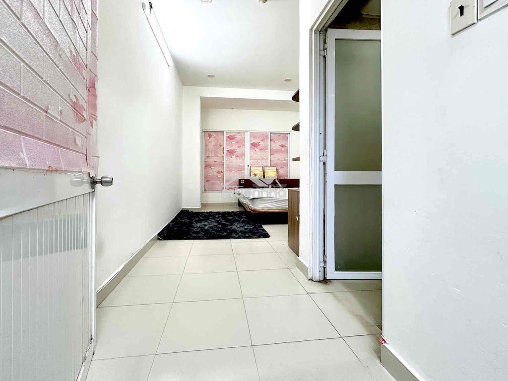 Chính chủ full nội thất - tách bếp - cửa sổ trời-ở liền an dương vương - 2