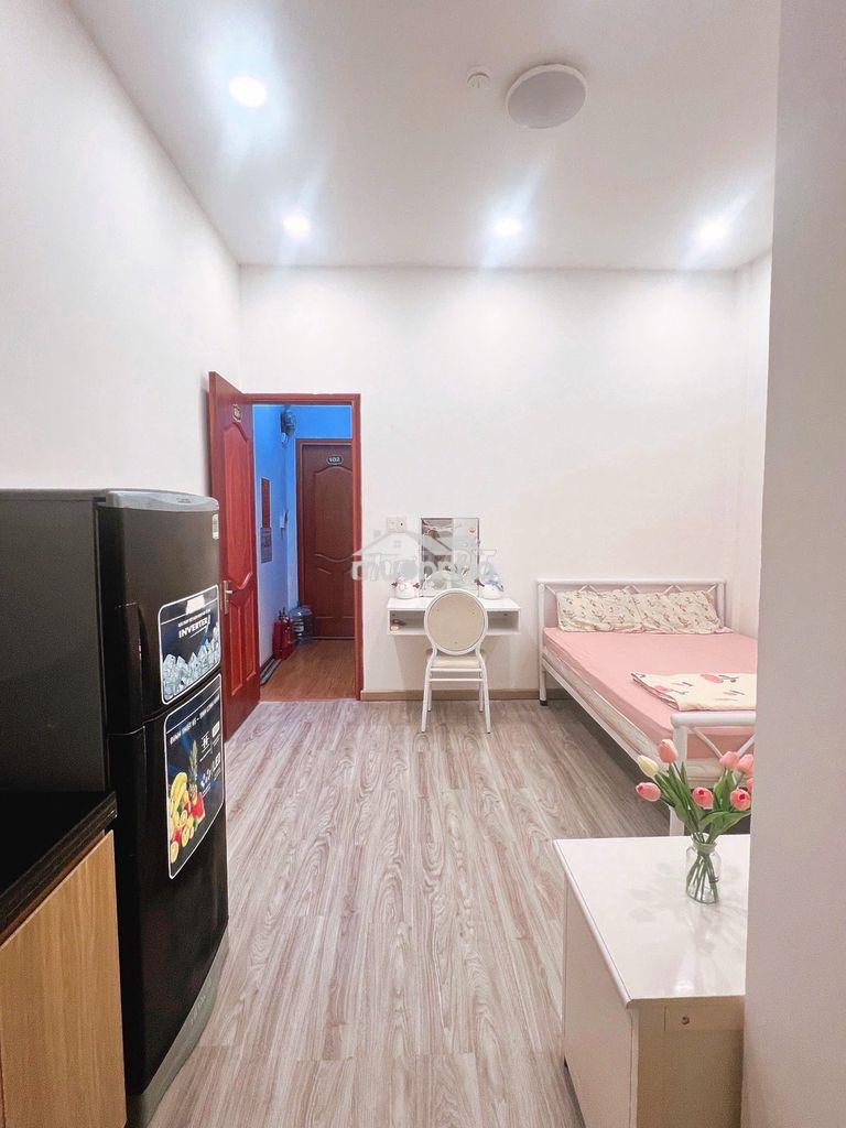 Phòng trọ sạch sẽ, đủ nội thất, trung tâm quận 3 - 2