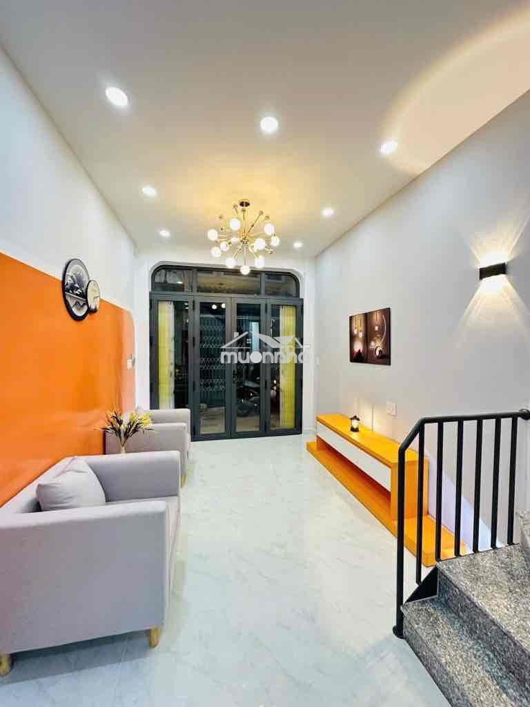 Bán nhà hẻm ô tô , 2 mặt hẻm trước sau.