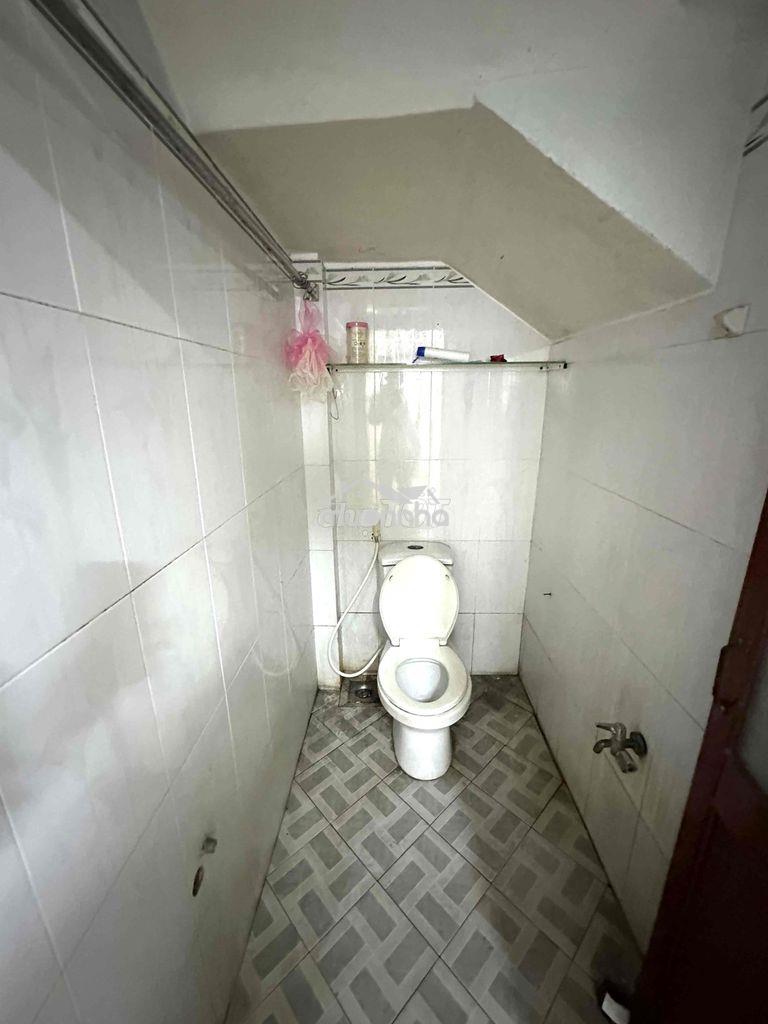 Nhà [ 8x 12] 2 lầu thông suốt 3tolet ,khu kênh nước đen,bình tân - 2