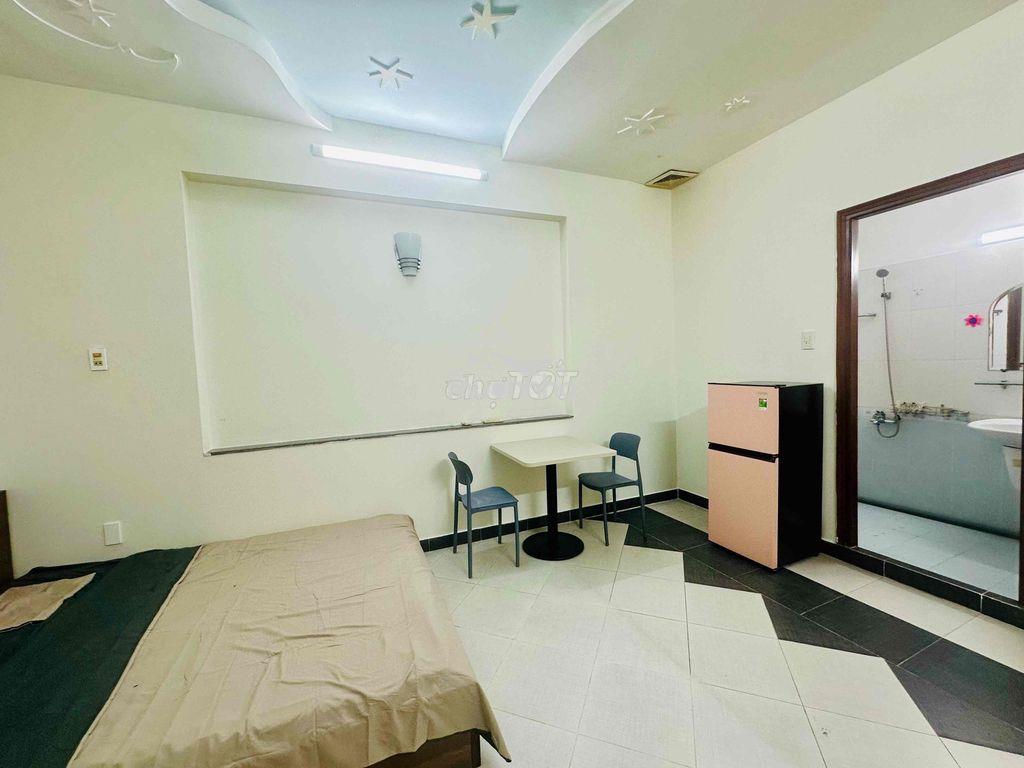 Chdv studio tách bếp 35m2 gần chợ hoàng hoa thám chỉ 5tr2 - 4