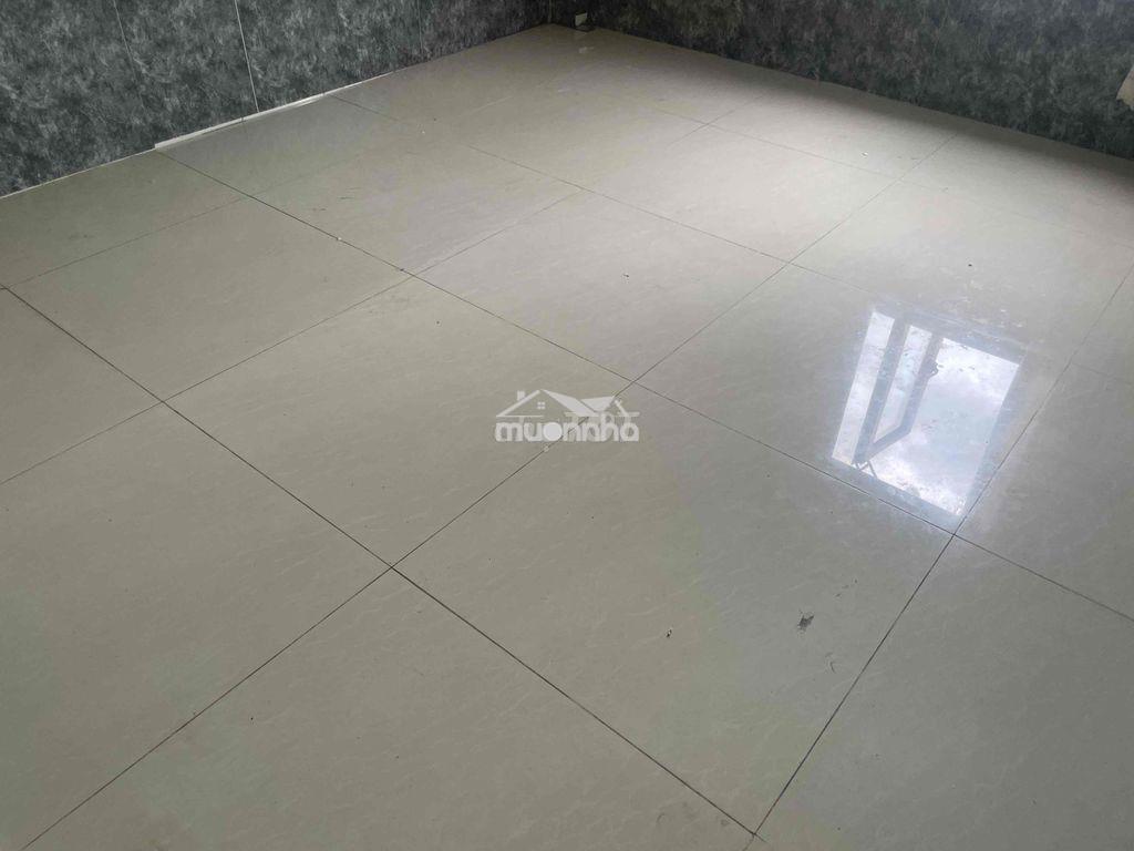 Phòng ngay mặt tiền đường trần văn kiểu. khu binh phu q6 - 4