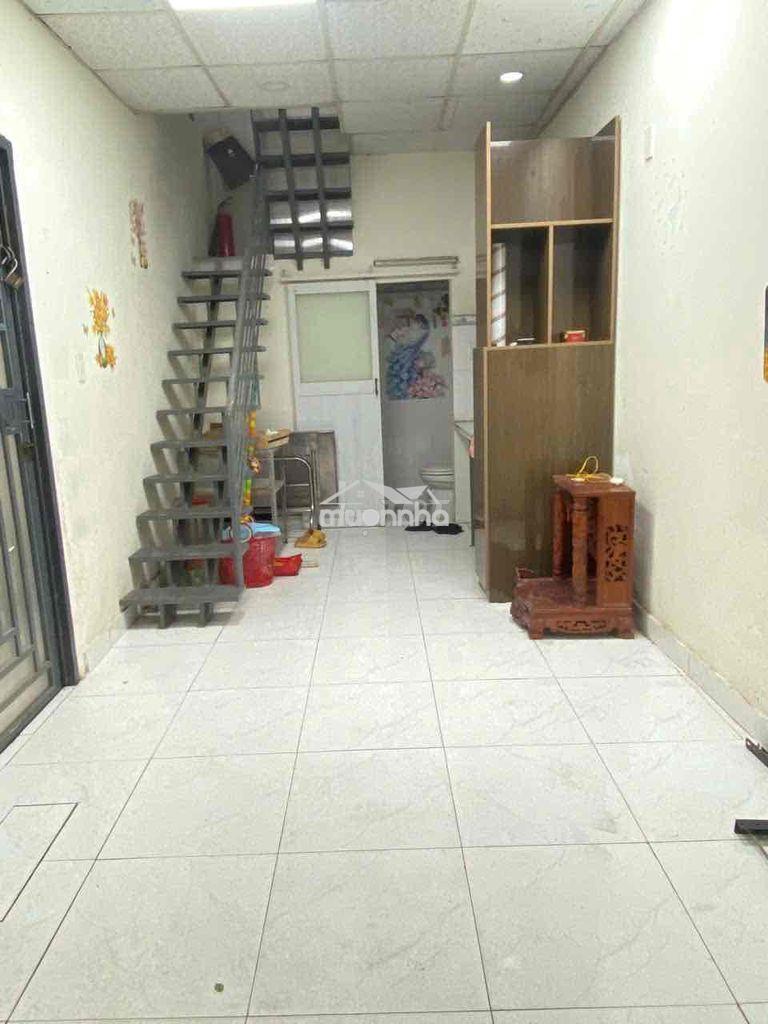 Nguyên căn 3 pn - phú lộc gần cmt8 tân bình 11 triệu - 3
