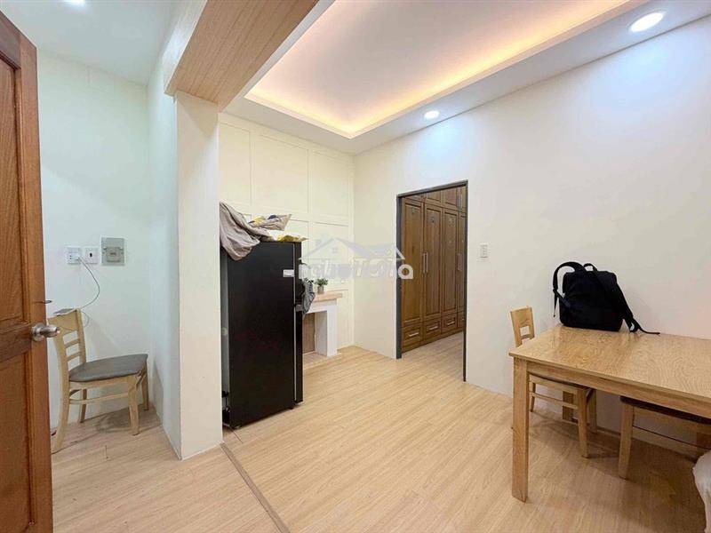 Cho thuê căn 2pn2wc 2 balcon full nt máy giặt gần trần hưng đạo quận 5