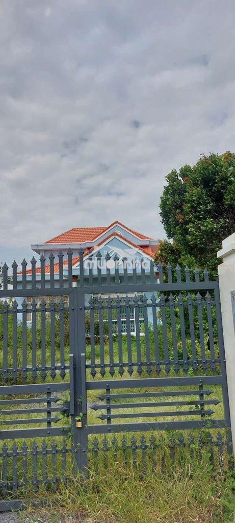 Giảm mạnh 2ty cần bán gấp căn biệt thự view sông gần chợ mới gò công. - 2