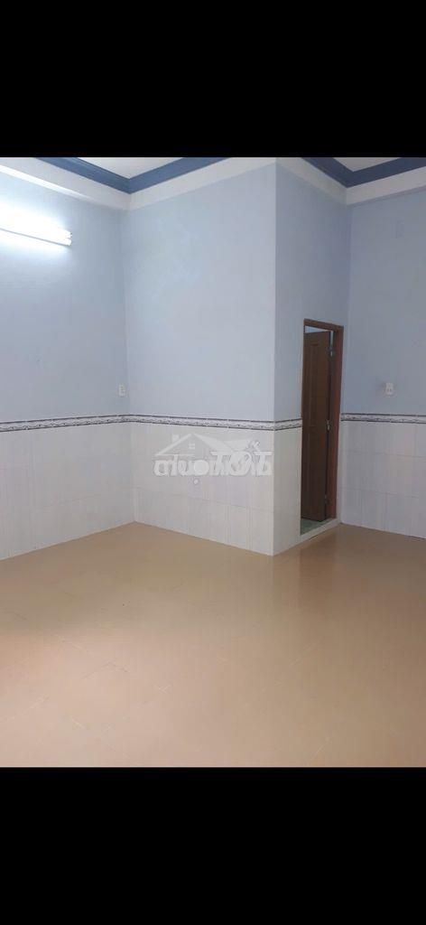 Phòng trọ rộng đẹp dương bá trạc, tollet, lối đi riêng, có ban công. - 2