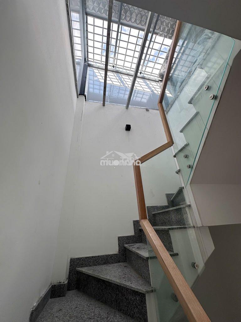 Cho thuê nhà mặt tiền đường chu văn an giá siêu rẻ - 2