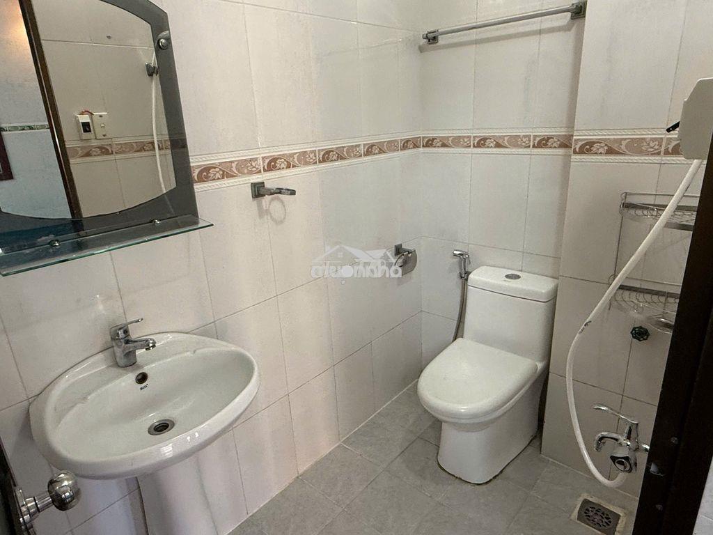 Phòng gần cổng đh văn lang, full men, full nội thất, có ban công - 2