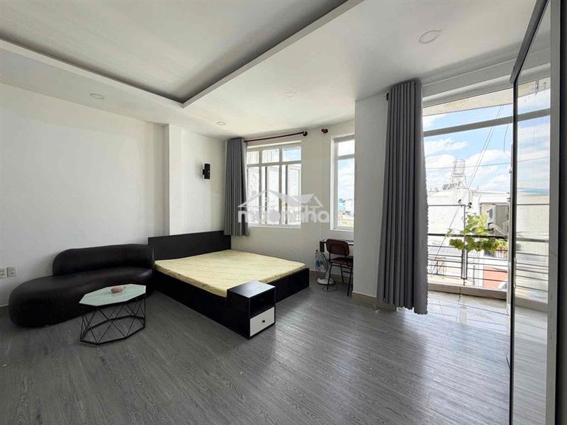 Căn hộ studio full nội thất ban công 7tr phú nhuận