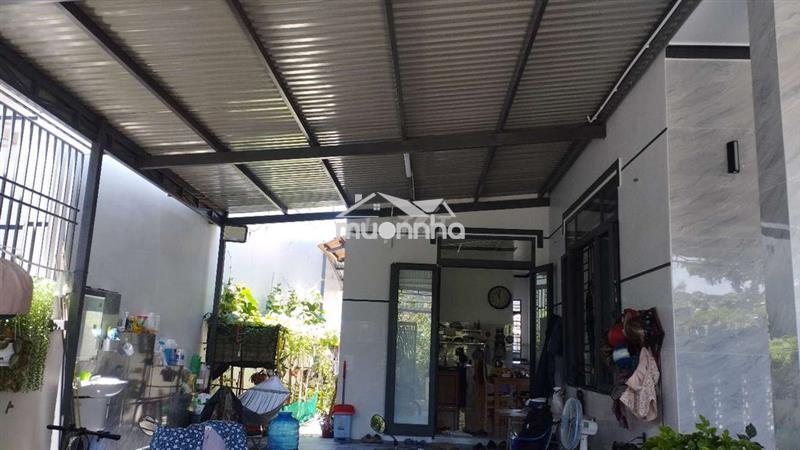 Chính chủ bán nhà 2 mặt tiền ở tân an sát bên là nhà thờ, biển