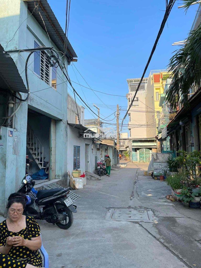Nhà cho thuê tiện làm kho , sản xuất , ở .... hẻm xe tải