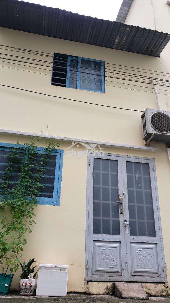 Nhà nguyên căn, khu dân cư yên tĩnh