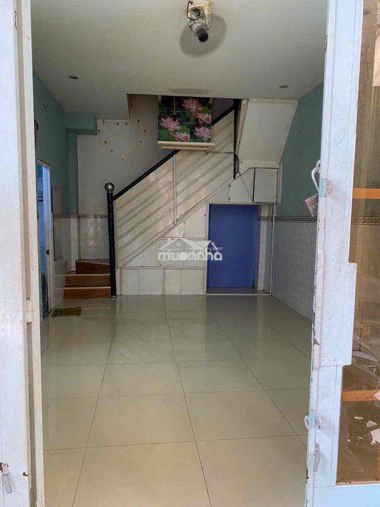 Cho thuê nhà 3 tháng 2 q11 giá 9tr 5 x 7 trệt, lầu hẻm 3m sát mặt tiền