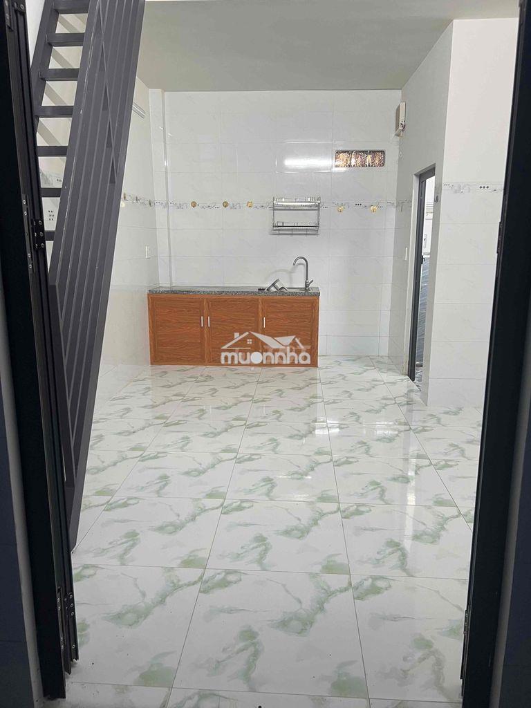 Nhà trọ hoàng thuận.  ***.  &. ***