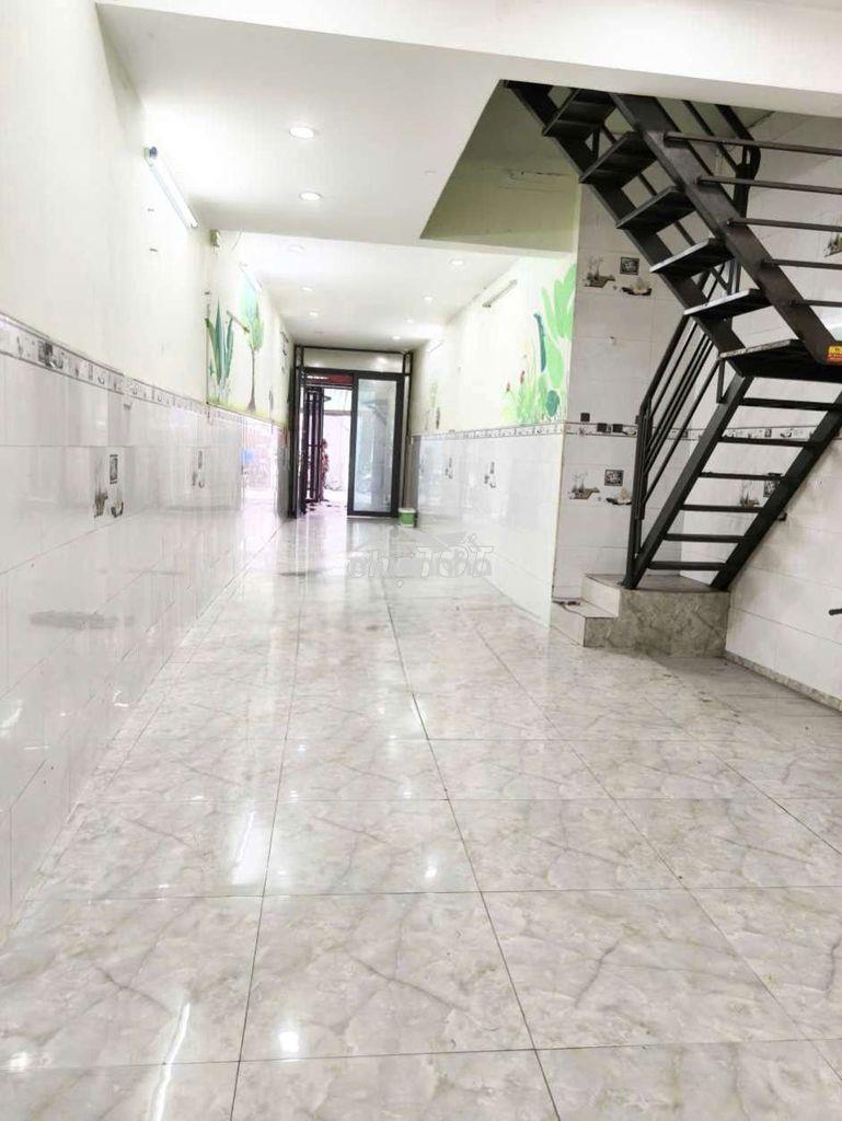 Cho thuê nhà gần mặt tiền tạ uyên,q11- 3x18m- 2 p 2w- kd nhỏ được