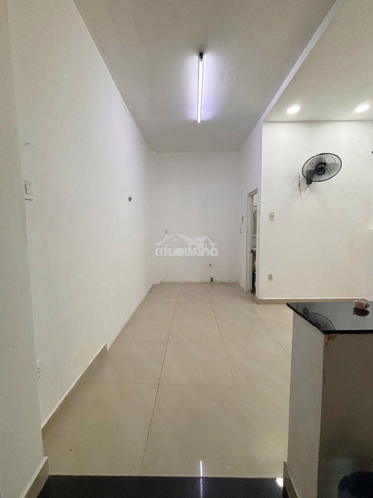Căn đường sư vạn hạnh đang cho thuê 26tr/tháng tiện làm văn phòng/cty - 3
