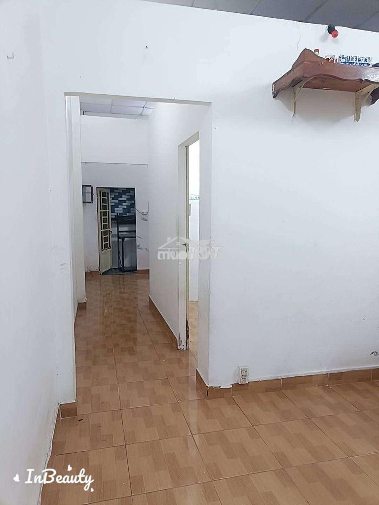 Nhà gần ngã 5 vĩnh lộc.1 phòng ngủ  - 2