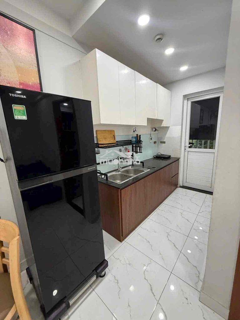 Cho thuê 2pn khu dân cư đầy đủ nội thất , chỉ xách vali vào ở 6tr - 4
