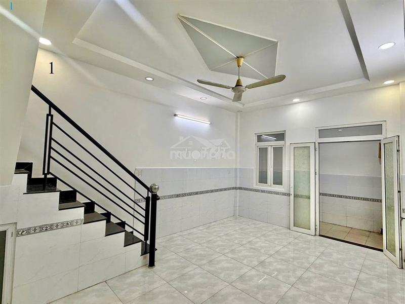 Nhà riêng quận tân bình 95m2 sd cho thuê 10,5triệu/tháng