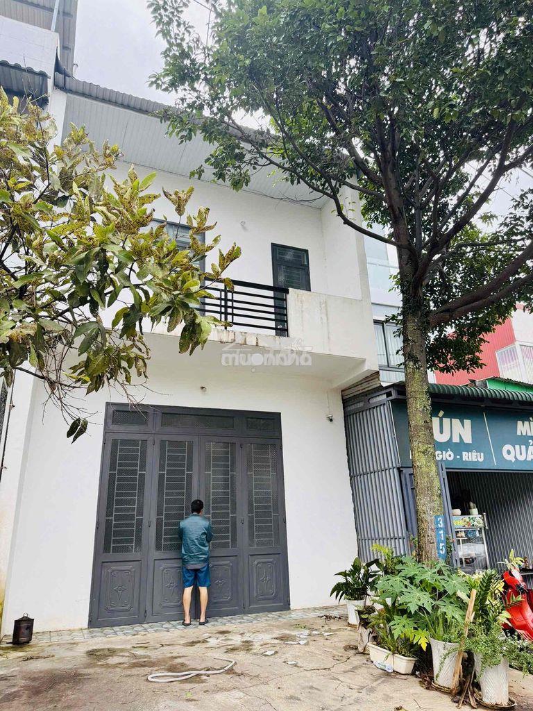 Nhà mặt tiền vành đai 10/3 - ngay ngã 4 y moan