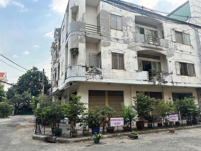Nhà nguyên căn hẻm xe tải đường luỹ bán bích 8 x 15m, 2 lầu - 25 triệu