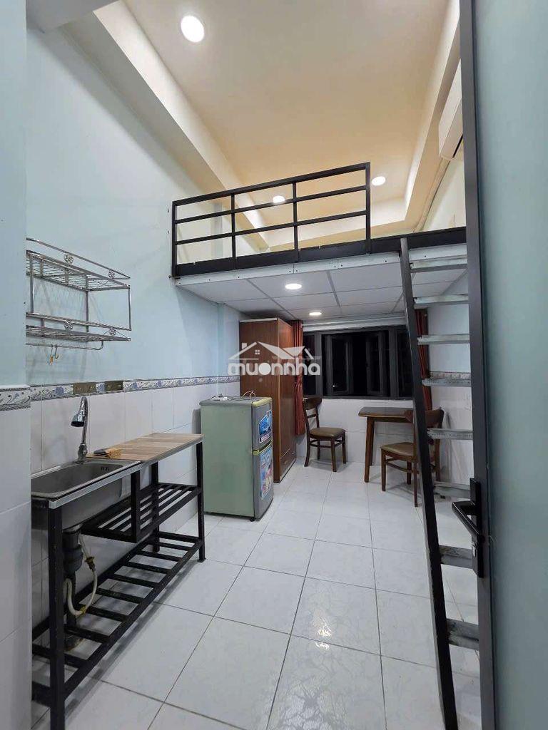 Cho thuê phòng duplex 30m2 - cửa sổ bao sáng và mát - gần đh văn lang