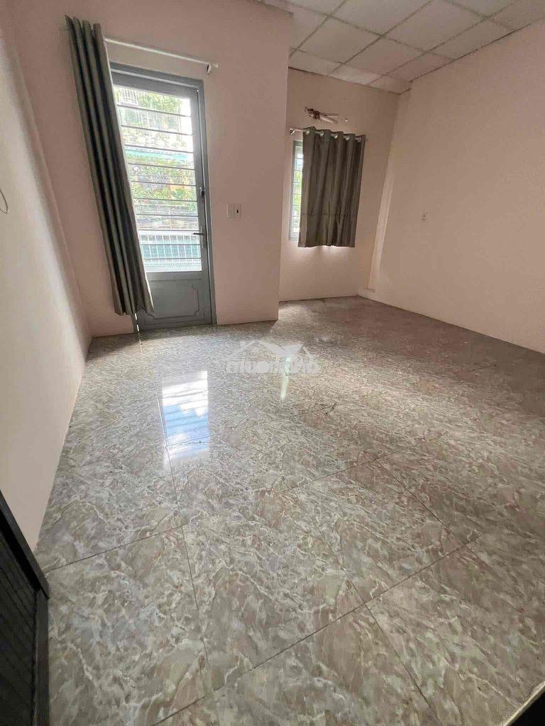Cho thuê nhà hẻm tải thành mỹ p8 tân bình. dt: 4m5 x 20m 1 lầu giá 17 - 3