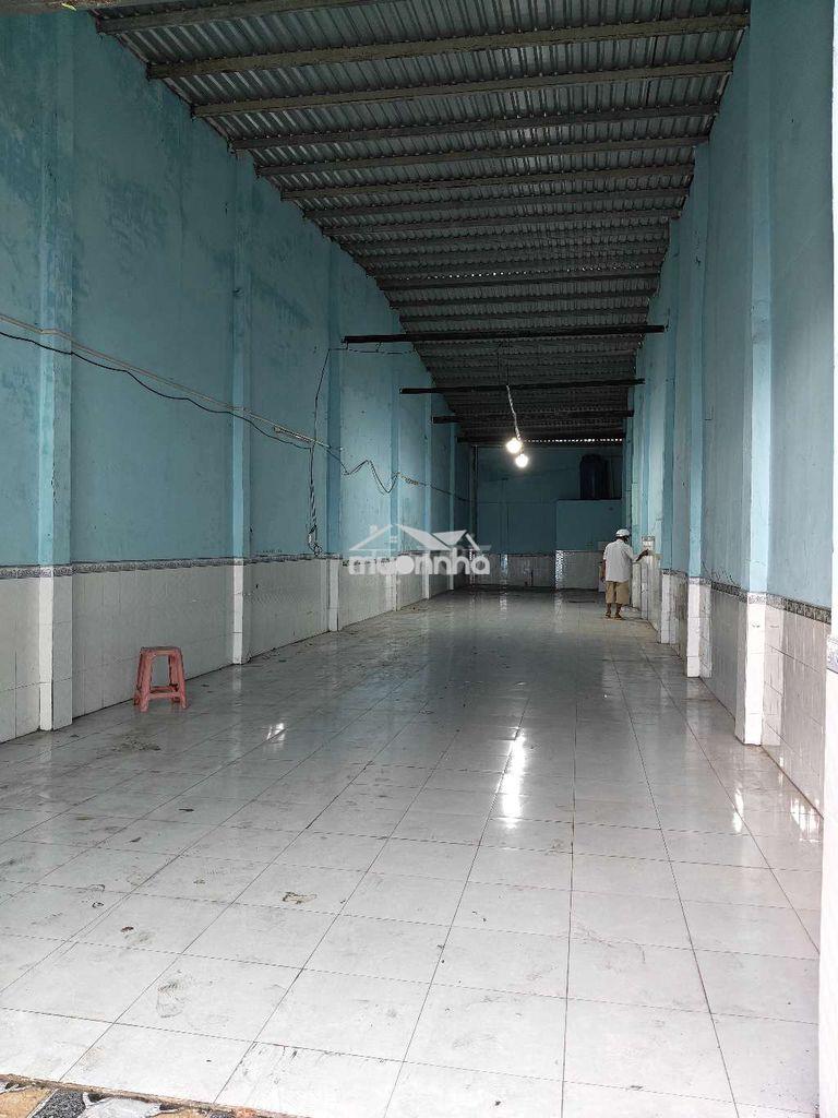 Nhà/ kho 5x30 - nền gạch - điện 3.fa