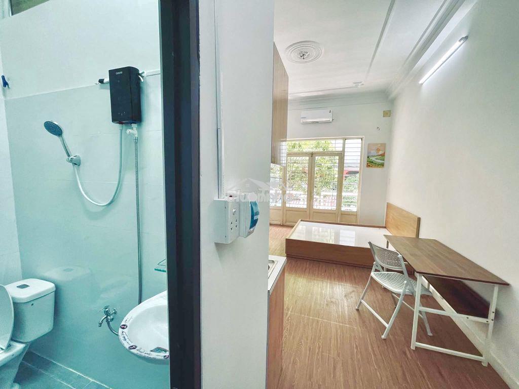 Chính chủ cho thuê studio ban công rộng – 28m² – quận 4 - 2